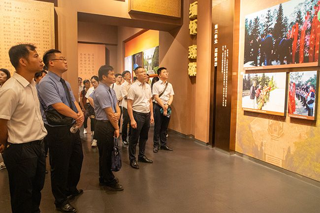 【修圖】參觀現場.jpg